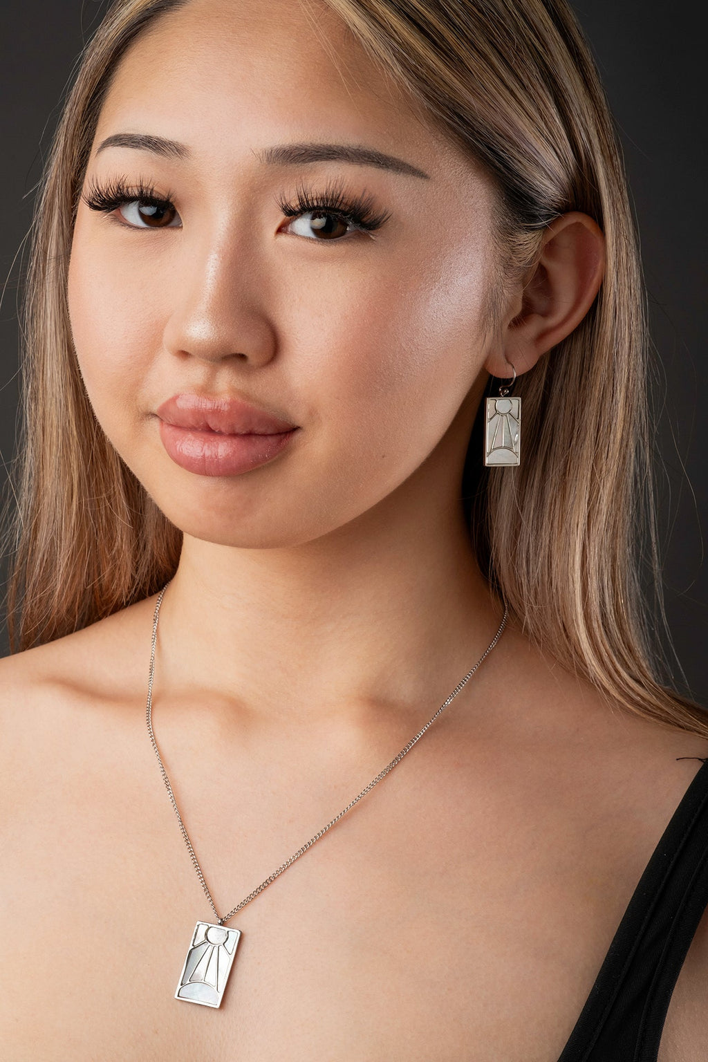 Tanjiro's Necklace & Earring Set - Pearl Hanafuda
