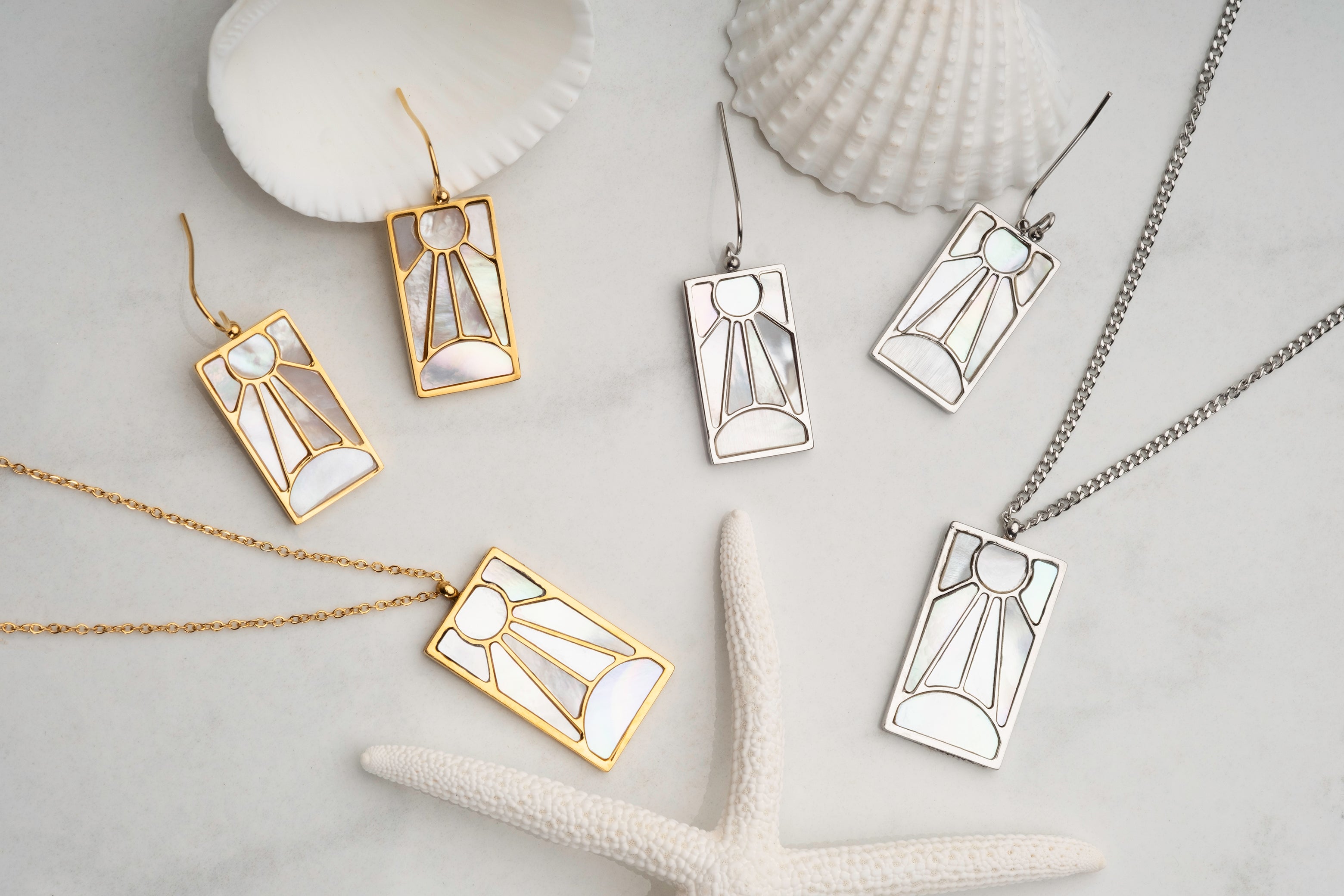 Tanjiro's Necklace & Earring Set - Pearl Hanafuda