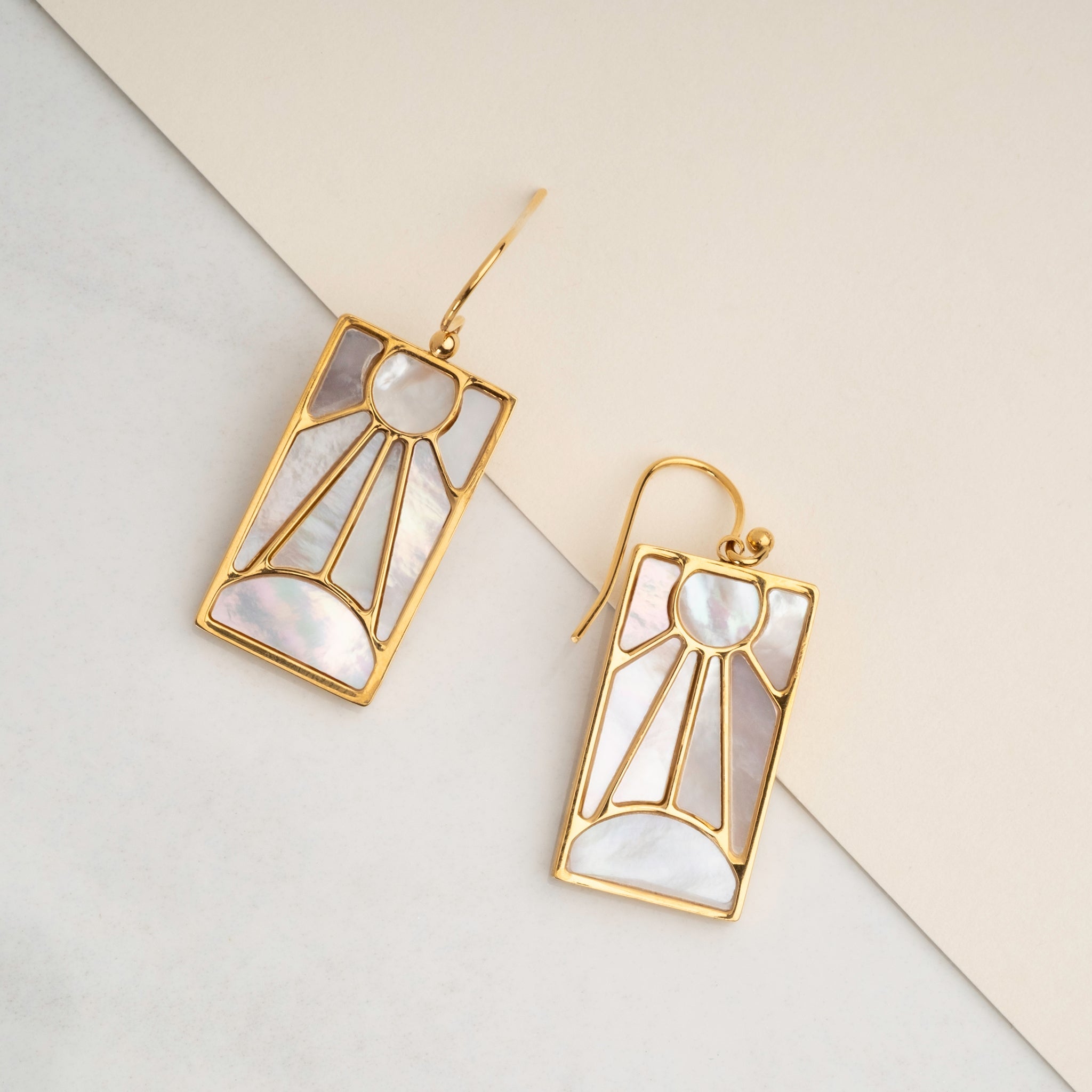 Tanjiro's Necklace & Earring Set - Pearl Hanafuda