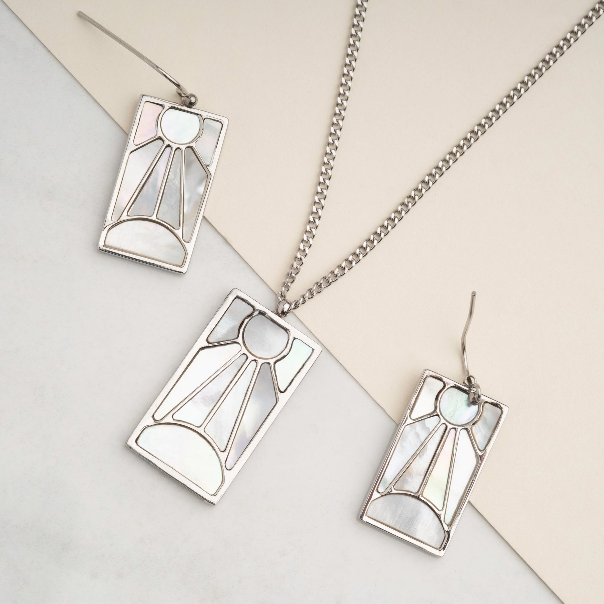 Tanjiro's Necklace & Earring Set - Pearl Hanafuda